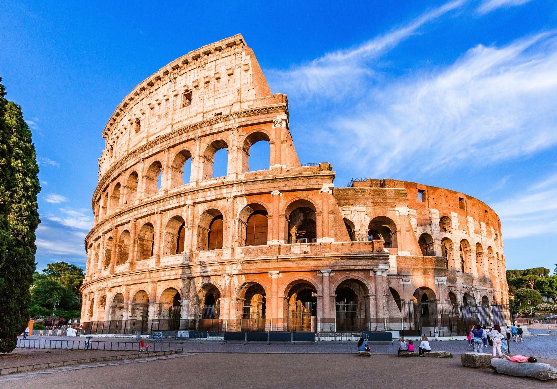 10 Luxurious Hotels in Rome